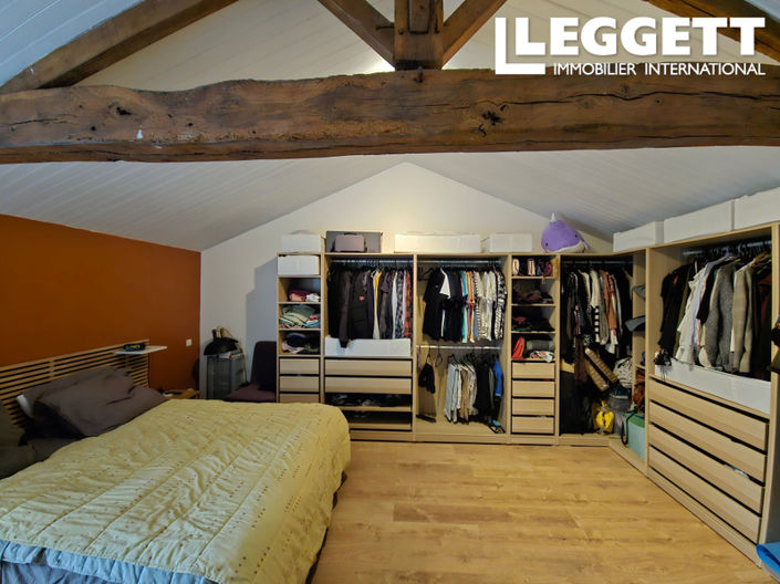 Image No.6-3 Bed House for sale