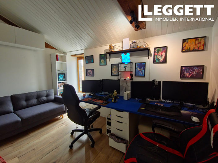 Image No.7-3 Bed House for sale