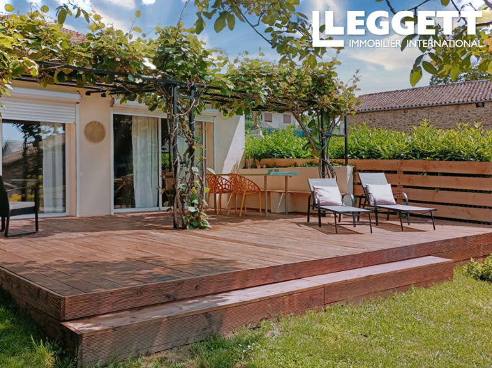 Image No.1-3 Bed House for sale