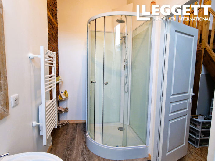 Image No.6-4 Bed House for sale