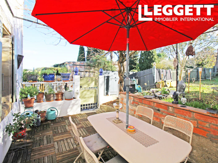 Image No.2-4 Bed House for sale