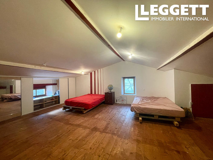 Image No.9-3 Bed House for sale