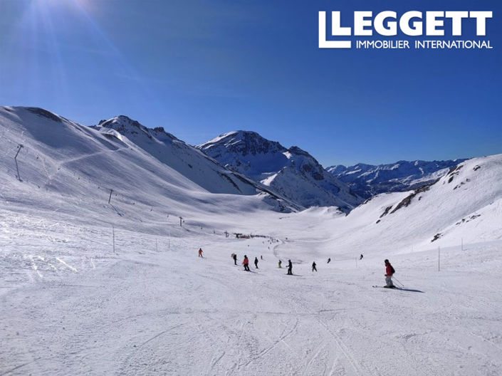 Image No.8-3 Bed Apartment for sale