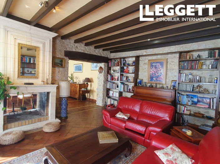 Image No.4-6 Bed House for sale