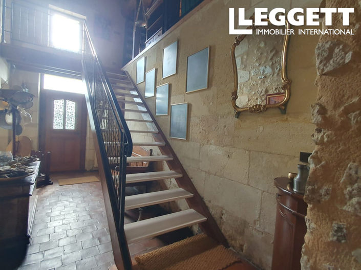 Image No.5-6 Bed House for sale