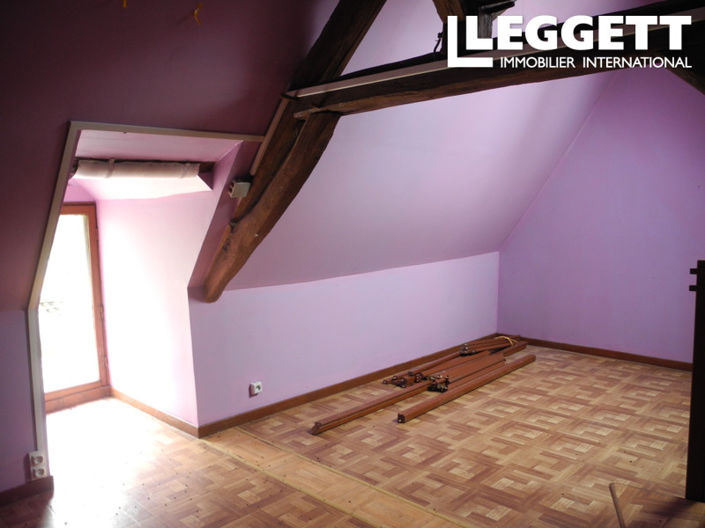 Image No.5-2 Bed House for sale