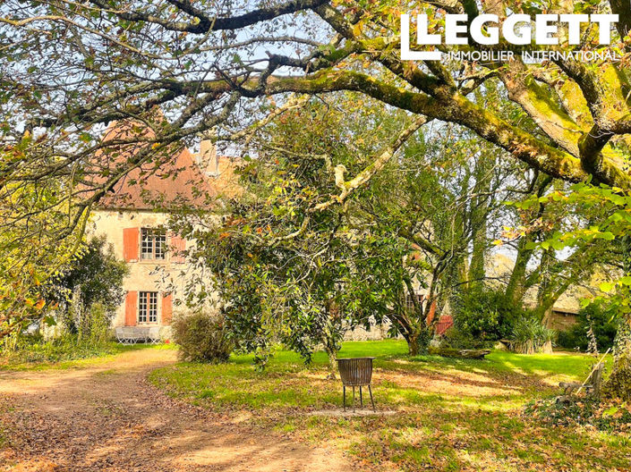 Image No.2-7 Bed Chateaux for sale