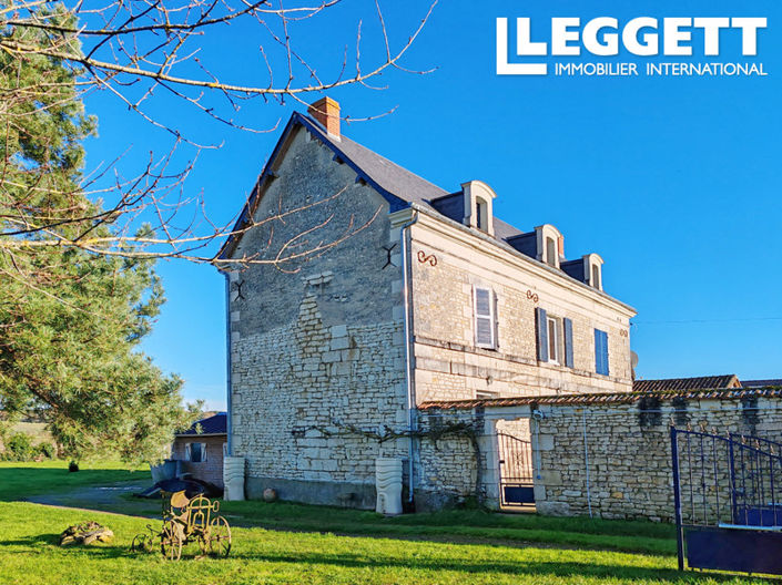 Image No.1-4 Bed House for sale