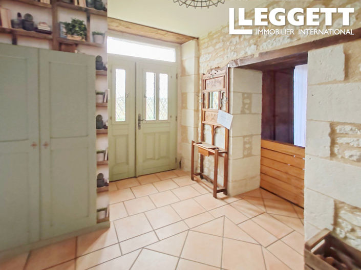 Image No.2-4 Bed House for sale