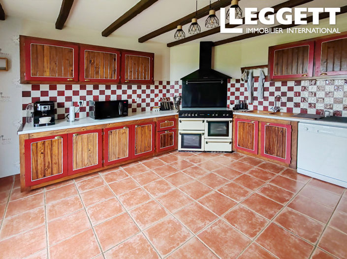 Image No.5-4 Bed House for sale