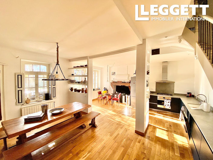 Image No.3-4 Bed House for sale