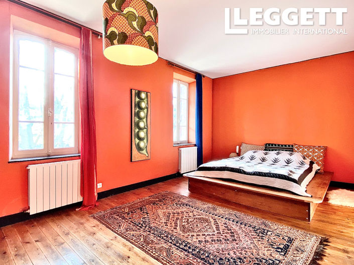 Image No.5-4 Bed House for sale