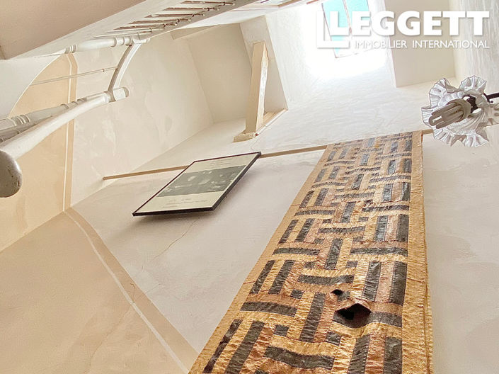 Image No.9-4 Bed House for sale