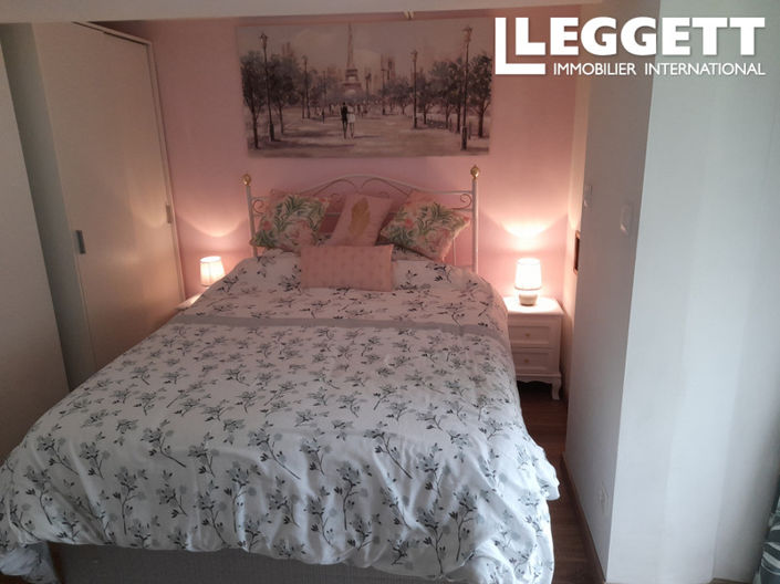 Image No.10-4 Bed House for sale