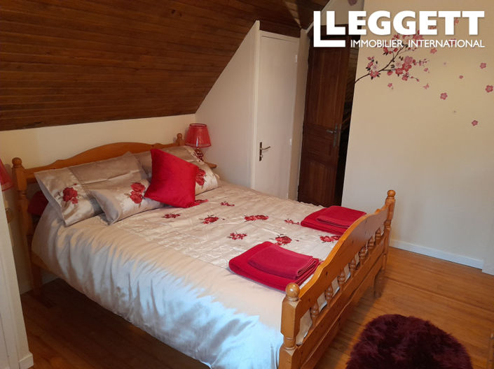 Image No.7-4 Bed House for sale