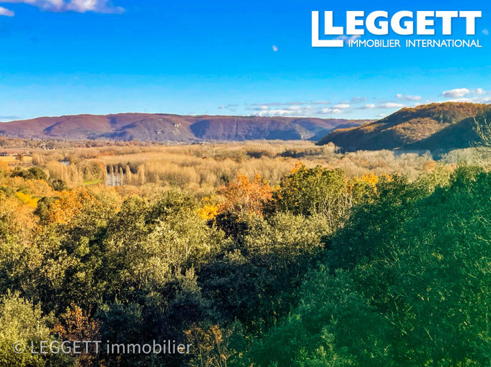 Image No.2-6 Bed House for sale