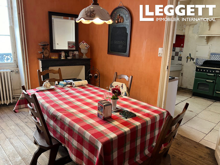 Image No.6-5 Bed House for sale