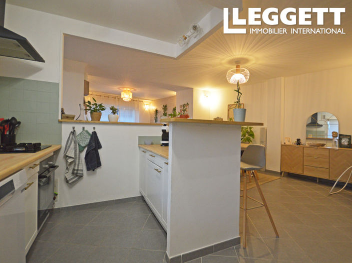 Image No.4-2 Bed House for sale