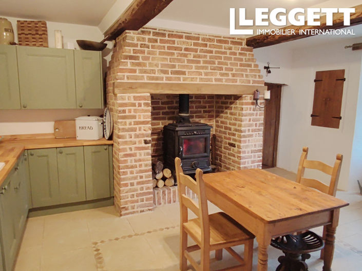 Image No.10-3 Bed House for sale