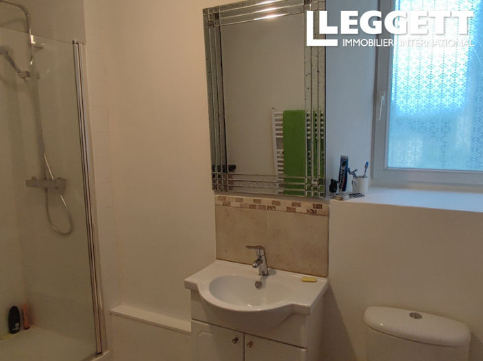 Image No.9-3 Bed House for sale