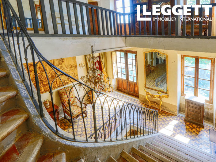 Image No.6-16 Bed Chateaux for sale