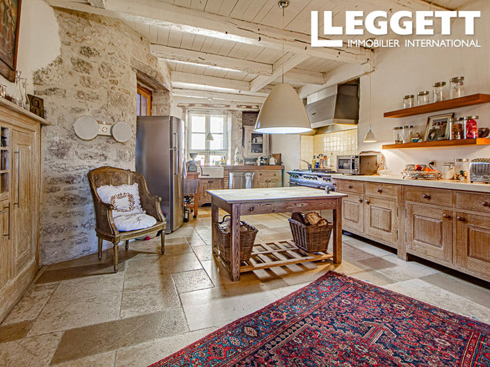 Image No.6-4 Bed House for sale