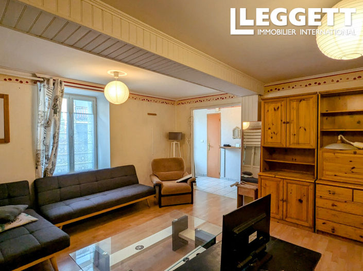 Image No.5-6 Bed House for sale