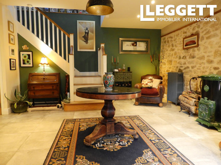 Image No.2-4 Bed House for sale