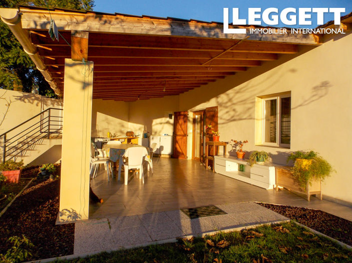 Image No.1-3 Bed House for sale