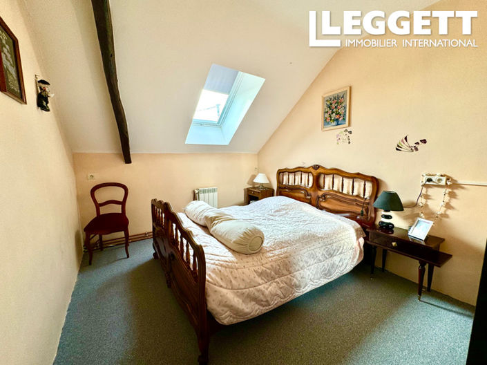 Image No.9-3 Bed House for sale