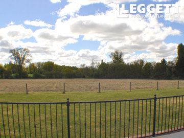 ahr0chm6ly9jzg4uagvzdglhlmltbw8vaw1hz2uvvevom