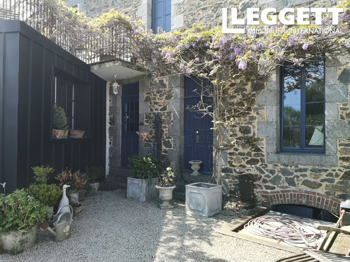 Image No.1-5 Bed House for sale