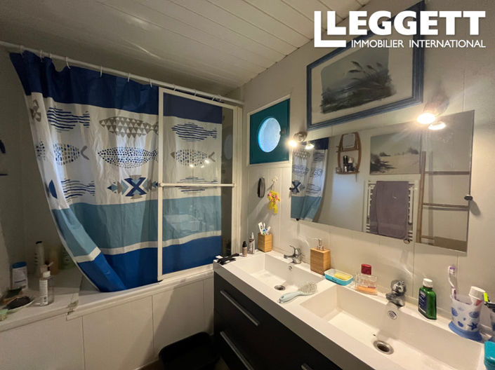 Image No.7-4 Bed House for sale