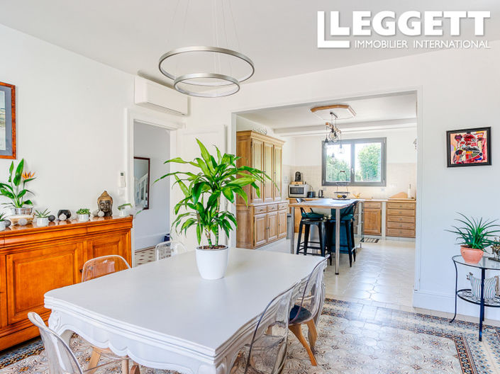 Image No.10-4 Bed House for sale