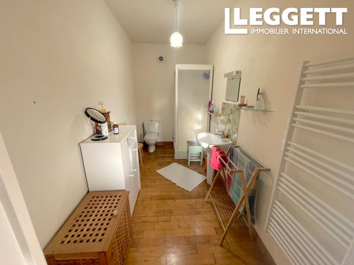 Image No.10-5 Bed House for sale