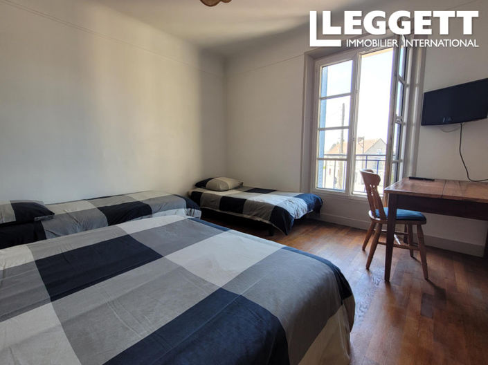 Image No.7-17 Bed Commercial for sale