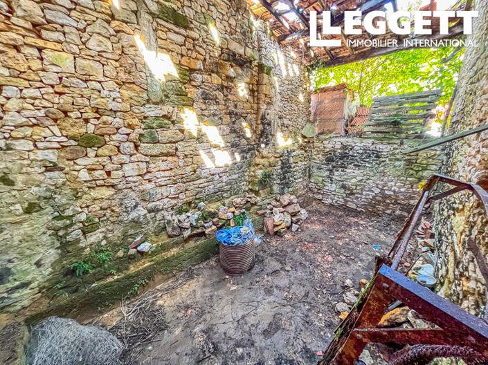 Image No.10-3 Bed House for sale