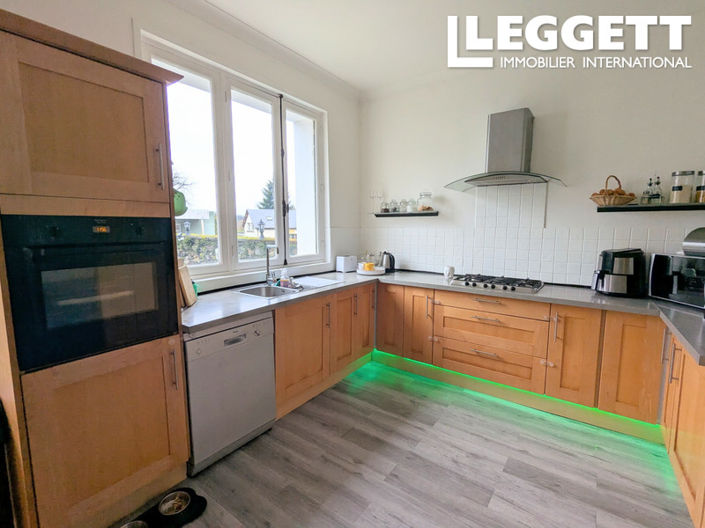 Image No.4-5 Bed House for sale