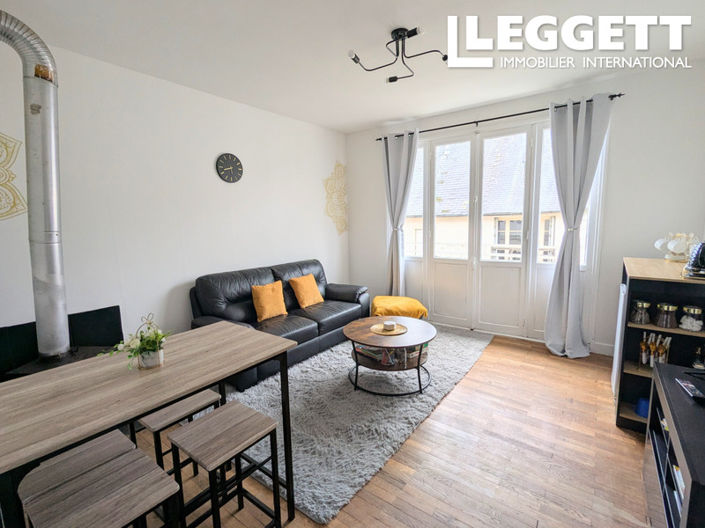 Image No.8-5 Bed House for sale