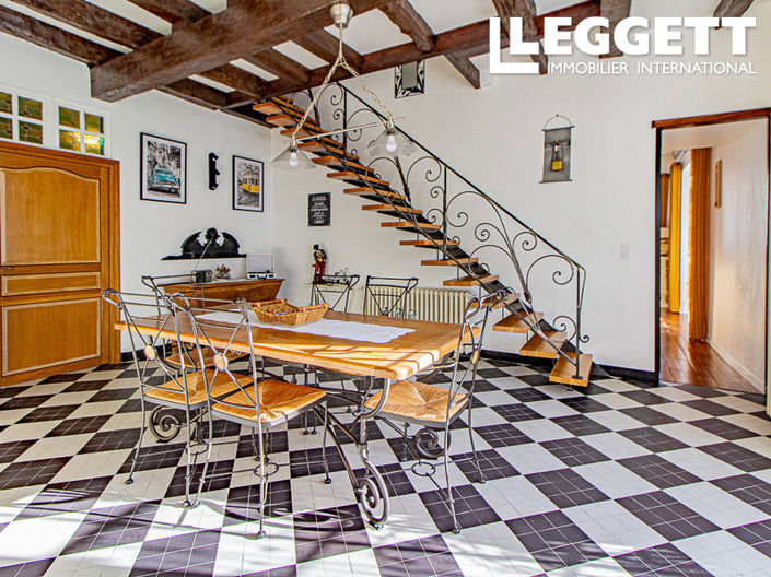 Image No.2-4 Bed House for sale