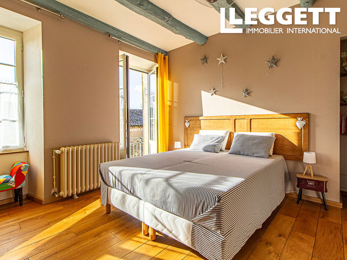 Image No.9-4 Bed House for sale