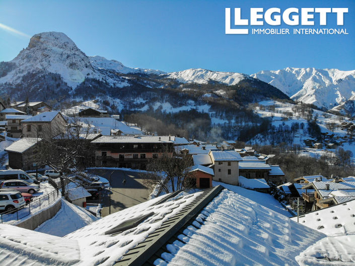 Image No.5-5 Bed House for sale