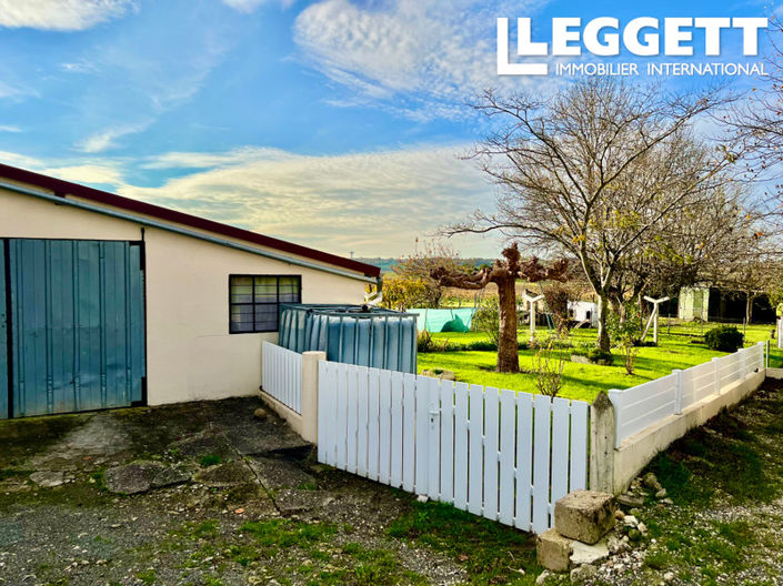 Image No.8-4 Bed House for sale