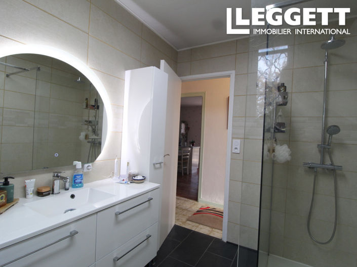 Image No.10-5 Bed House for sale