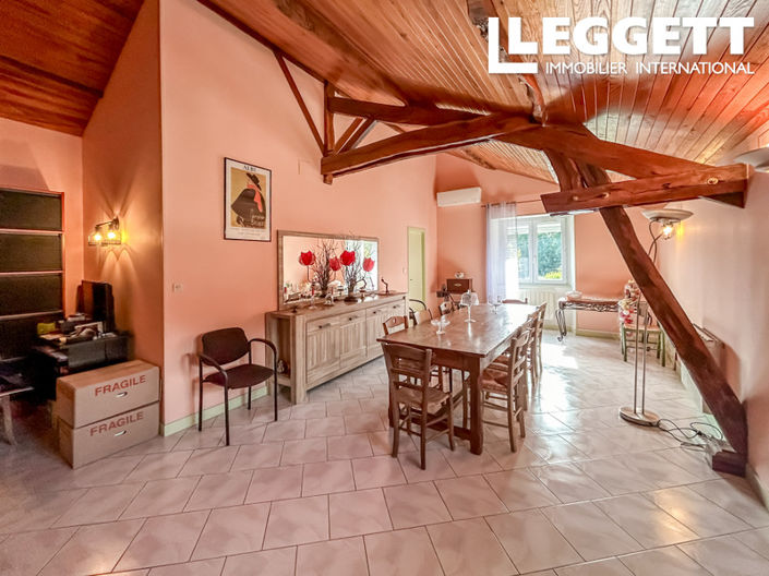 Image No.2-7 Bed House for sale