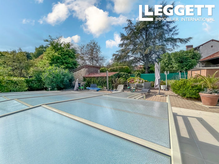 Image No.7-7 Bed House for sale