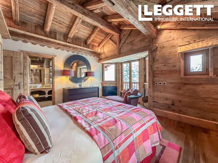 Image No.5-5 Bed House for sale