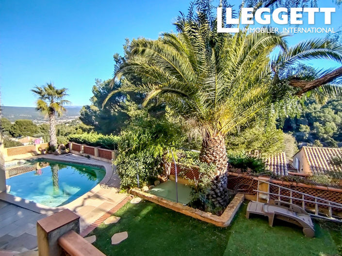 Image No.1-4 Bed House for sale