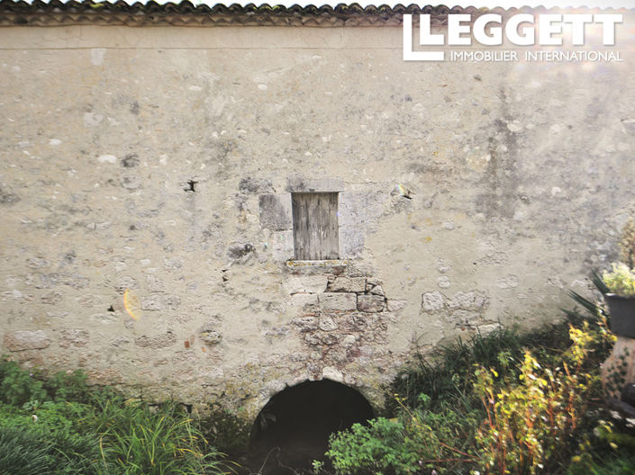 Image No.6-6 Bed House for sale