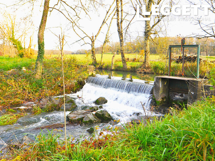 Image No.7-6 Bed House for sale